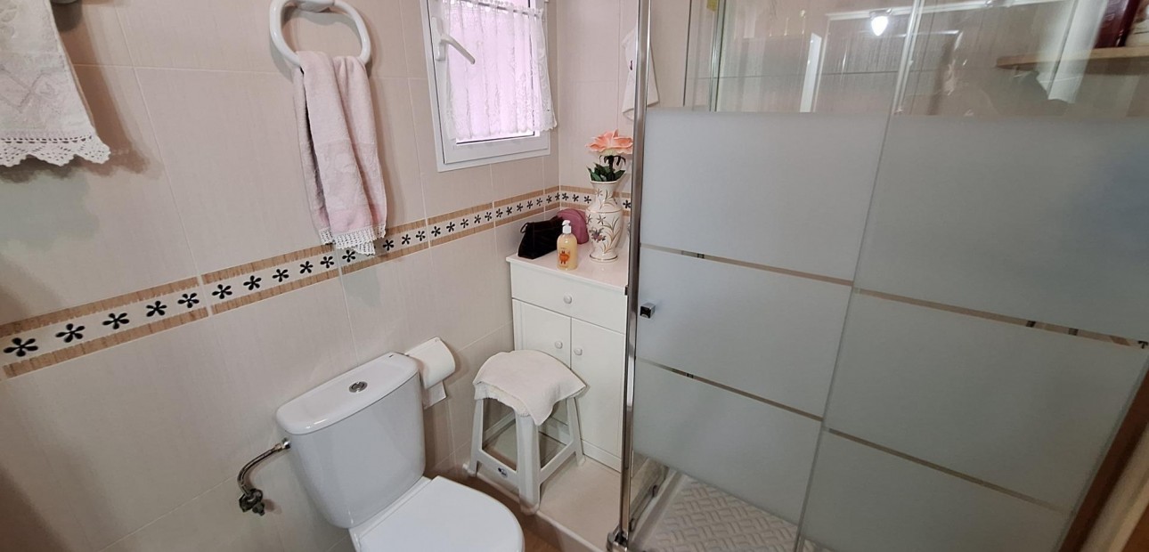 Sale - Apartment / flat -
Torrevieja - Playa del cura