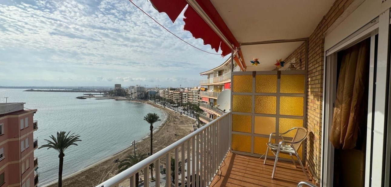 Sale - Apartment / flat -
Torrevieja - Playa del cura