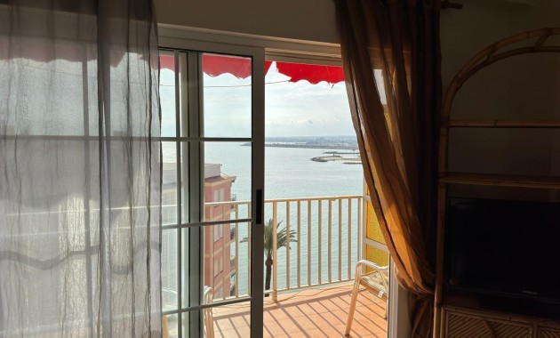 Sale - Apartment / flat -
Torrevieja - Playa del cura