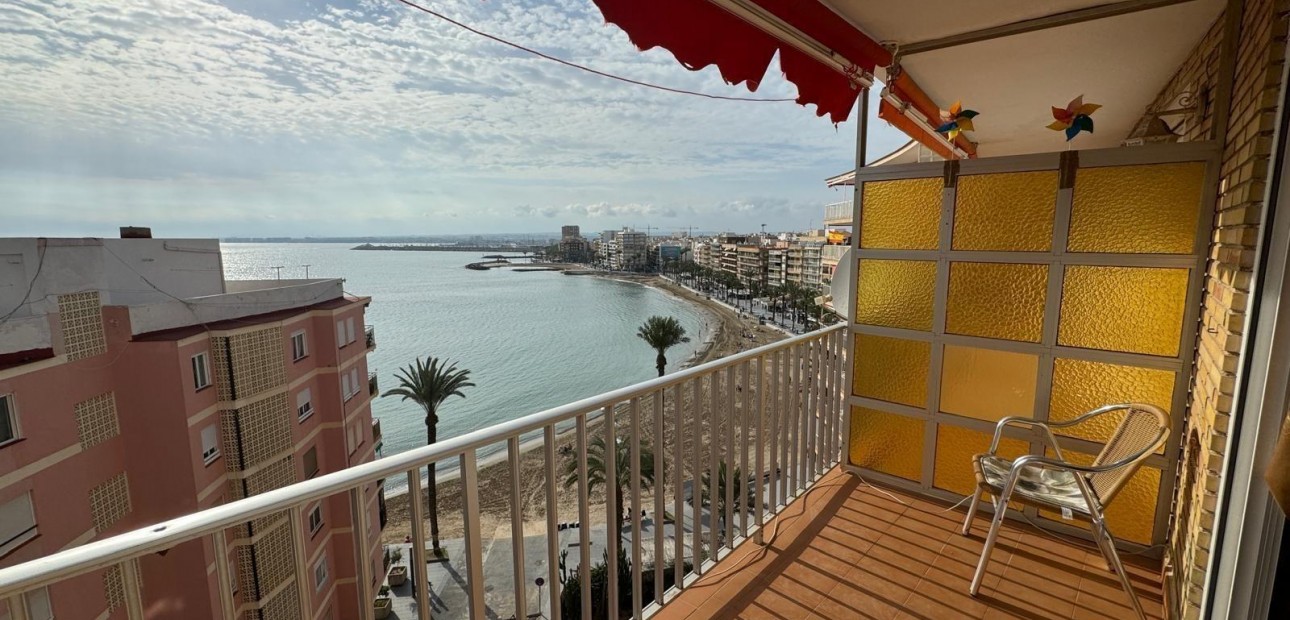 Sale - Apartment / flat -
Torrevieja - Playa del cura