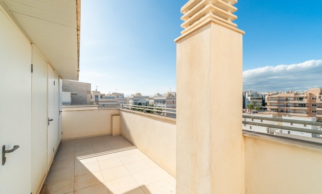 Sale - Apartment / flat -
Orihuela Costa - Los Dolses