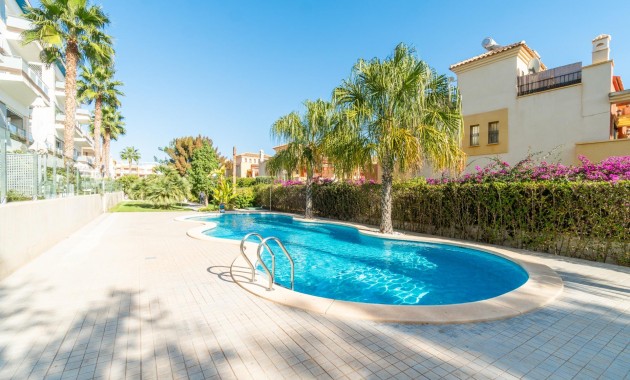 Sale - Apartment / flat -
Orihuela Costa - Los Dolses