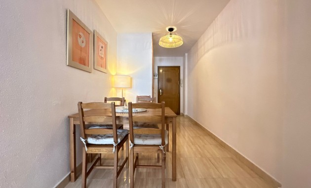 Herverkoop - Appartement / flat -
Guardamar del Segura