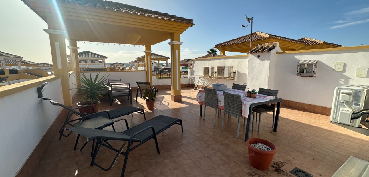 Sale - Town house / semi detached -
Orihuela - Entre Naranjos Vistabella