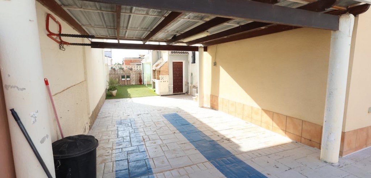 Sale - Villa -
Torrevieja - La Siesta - El Salado - Torreta