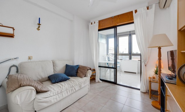 Sale - Apartment / flat -
Torrevieja - Cabo cervera