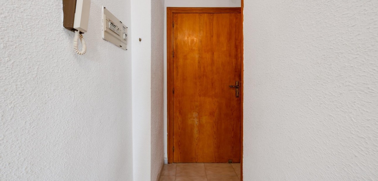 Sale - Apartment / flat -
Torrevieja - Cabo cervera