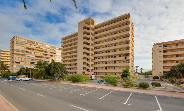 Sale - Apartment / flat -
Torrevieja - Cabo cervera