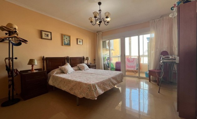 Venta - Apartamento / piso -
Torrevieja - Playa del cura