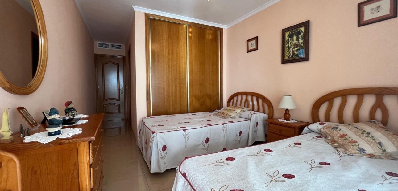 Herverkoop - Appartement / flat -
Torrevieja - Playa del cura