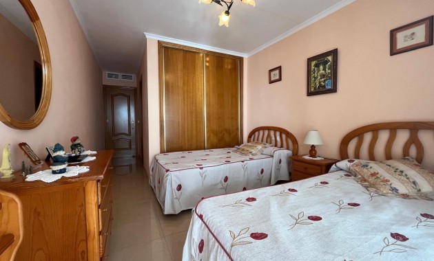 Sale - Apartment / flat -
Torrevieja - Playa del cura