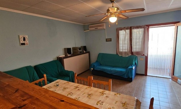 Sale - Bungalow -
Torrevieja - Playa de los Naufragos