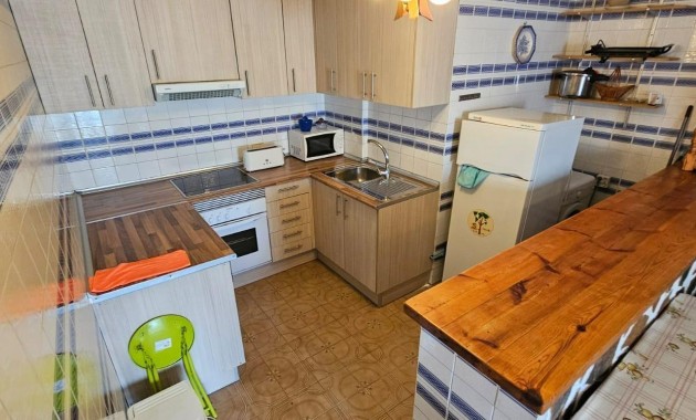 Sale - Bungalow -
Torrevieja - Playa de los Naufragos