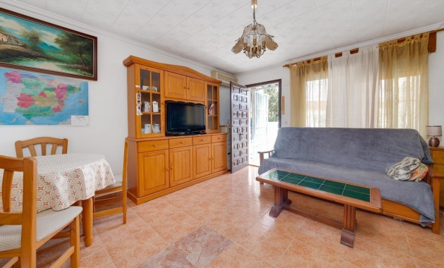 Sale - Bungalow -
Torrevieja - Torretas