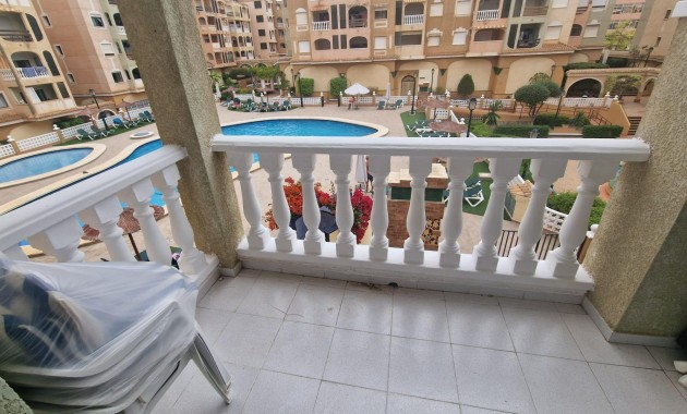 Venta - Apartamento / piso -
Torrevieja - torrevieja