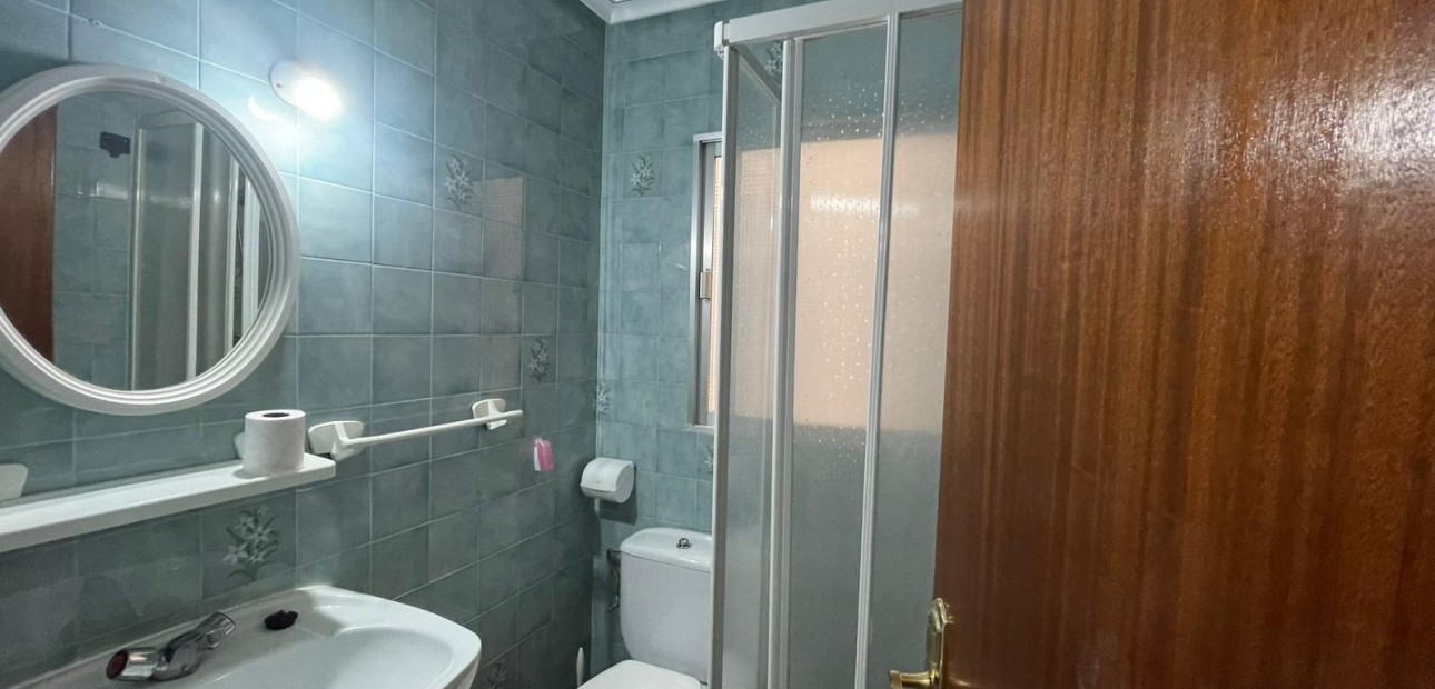 Venta - Apartamento / piso -
Torrevieja - La Mata