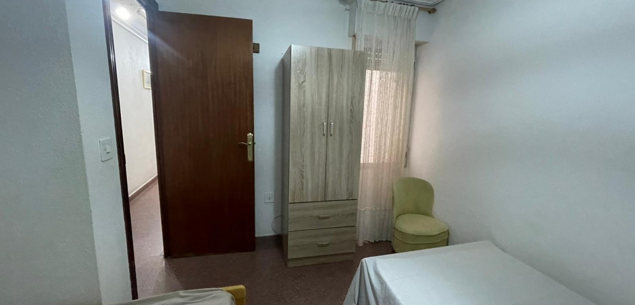 Venta - Apartamento / piso -
Torrevieja - La Mata