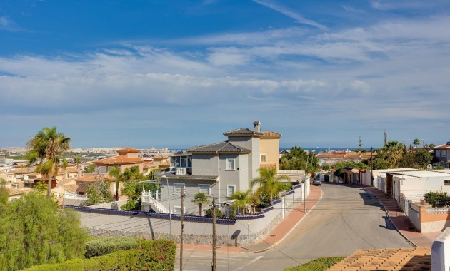 Sale - Villa -
Torrevieja - La Siesta - El Salado - Torreta