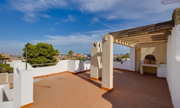 Sale - Villa -
Torrevieja - La Siesta - El Salado - Torreta