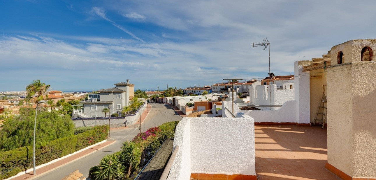 Sale - Villa -
Torrevieja - La Siesta - El Salado - Torreta