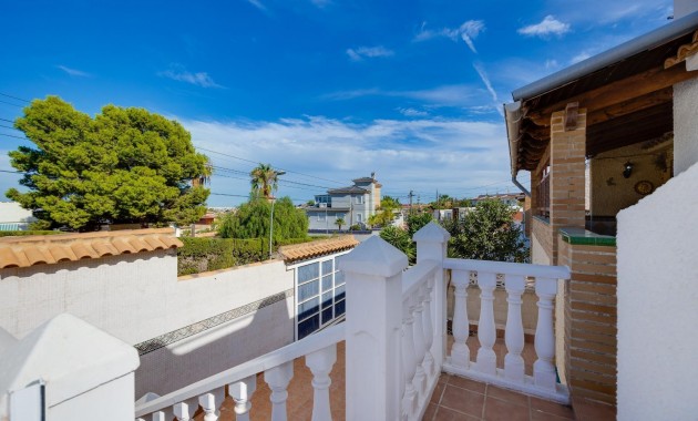 Sale - Villa -
Torrevieja - La Siesta - El Salado - Torreta