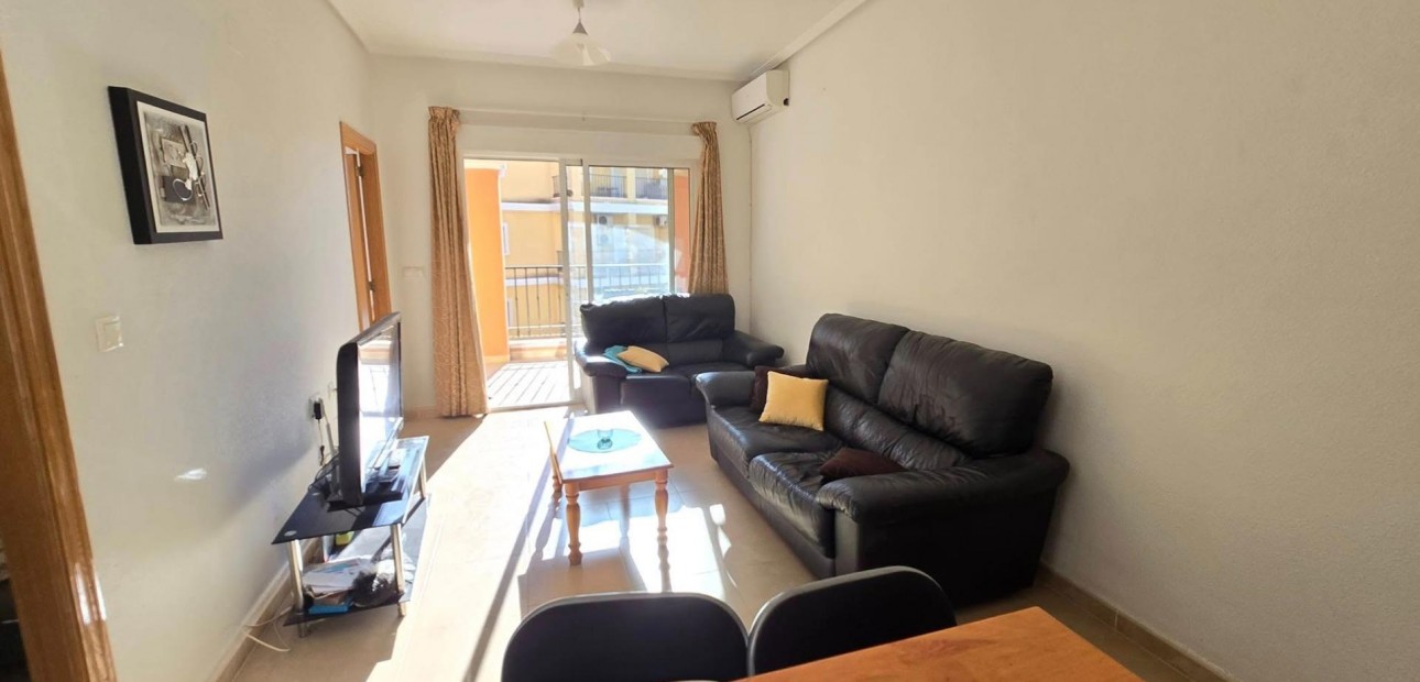 Sale - Apartment / flat -
Torrevieja - Torreblanca