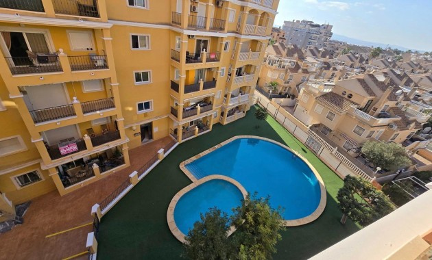 Sale - Apartment / flat -
Torrevieja - Torreblanca