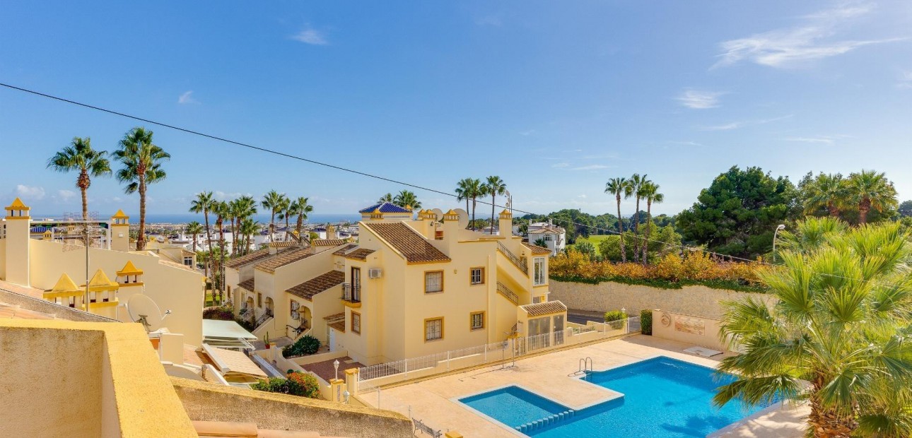 Sale - Bungalow -
Orihuela Costa - Villamartin