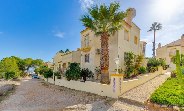 Sale - Bungalow -
Orihuela Costa - Villamartin