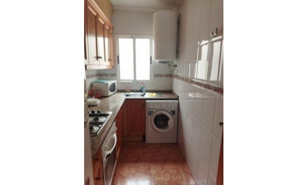 Sale - Apartment / flat -
Torrevieja - Centro