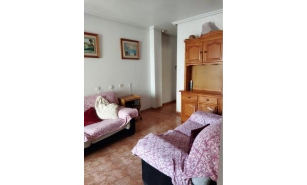 Sale - Apartment / flat -
Torrevieja - Centro