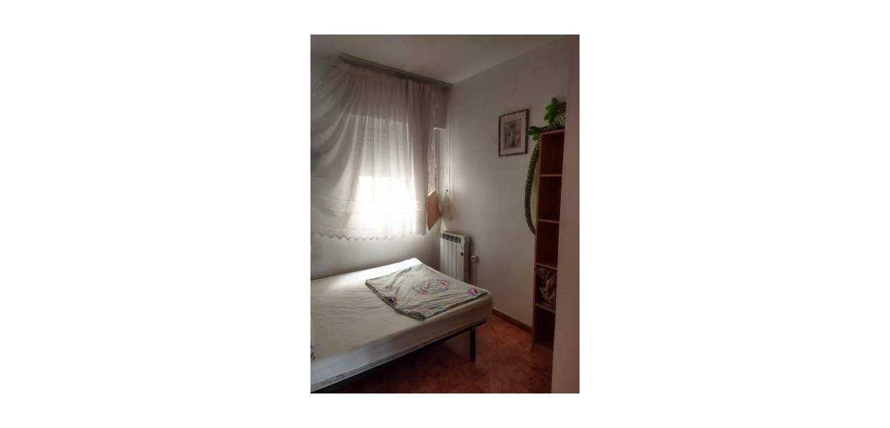 Sale - Apartment / flat -
Torrevieja - Centro