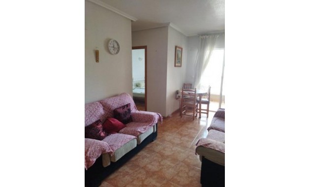 Sale - Apartment / flat -
Torrevieja - Centro