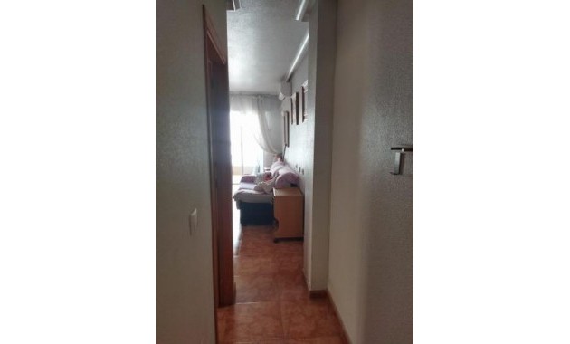 Sale - Apartment / flat -
Torrevieja - Centro