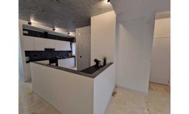 Sale - Apartment / flat -
Torrevieja - Playa del cura