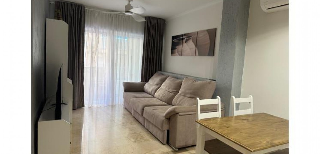 Sale - Apartment / flat -
Torrevieja - Playa del cura