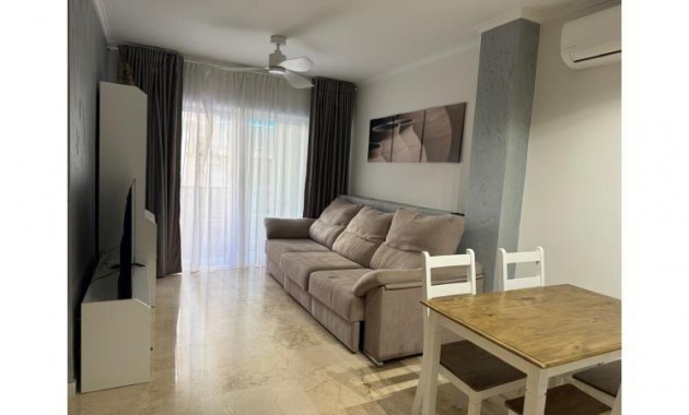 Sale - Apartment / flat -
Torrevieja - Playa del cura