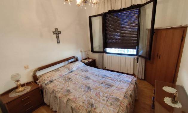 Sale - Bungalow -
Orihuela Costa - Los Altos