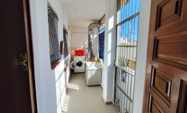 Sale - Bungalow -
Orihuela Costa - Los Altos