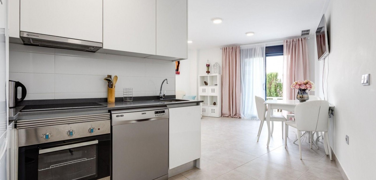 Venta - Apartamento / piso -
Torrevieja - Aguas Nuevas