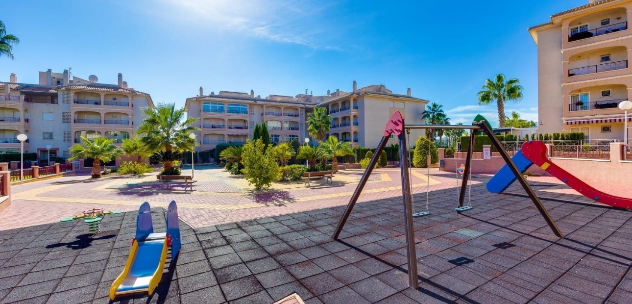 Sale - Apartment / flat -
Orihuela Costa - Playa Flamenca