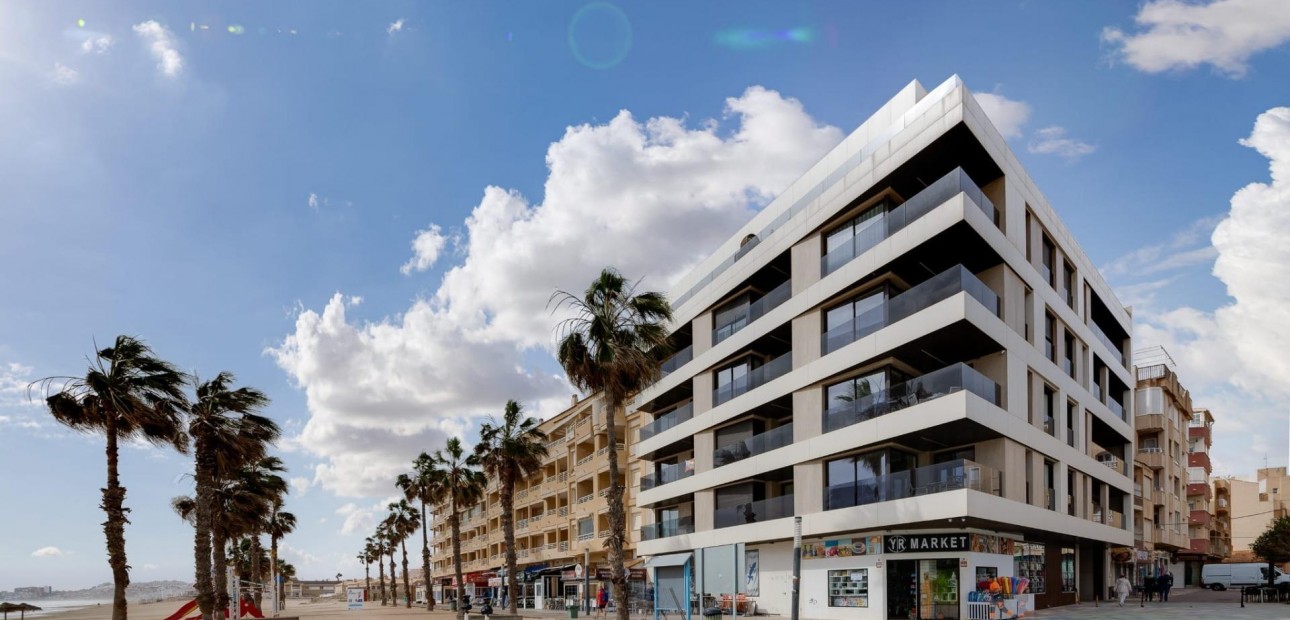 Venta - Apartamento / piso -
Torrevieja - La Mata