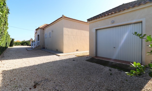 Sale - Country Property -
Catral - Catral - Country