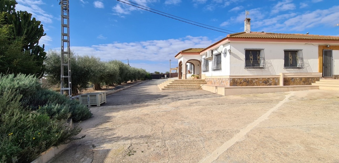 Sale - Villa -
Orihuela - La Matanza