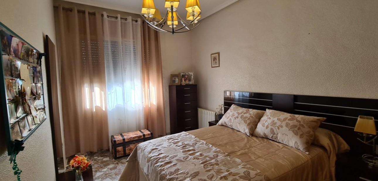 Sale - Villa -
Orihuela - La Matanza