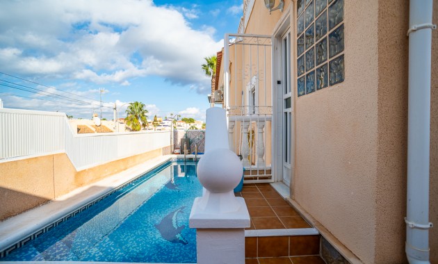 Sale - Villa -
San Miguel de Salinas - Blue Lagoon