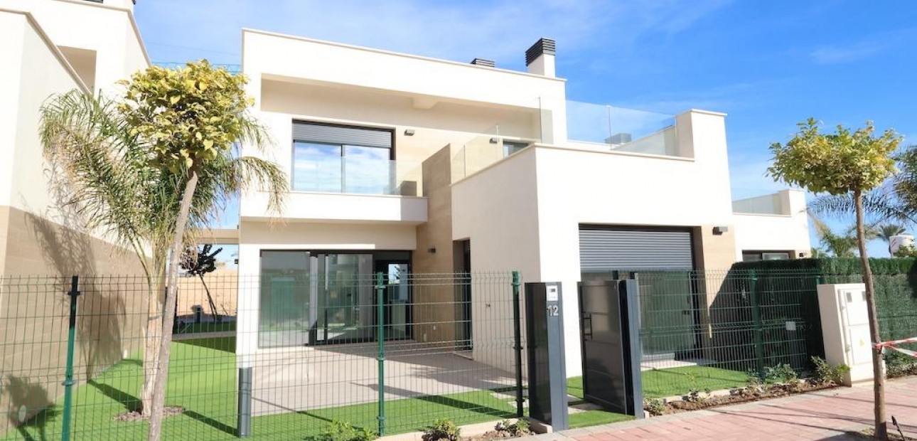 Sale - Villa -
Los Alcázares - Santa Rosalía