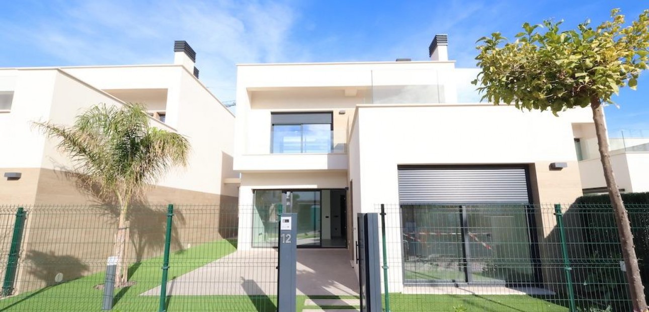 Sale - Villa -
Los Alcázares - Santa Rosalía