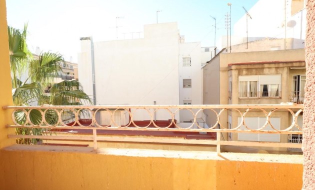 Sale - Apartment / flat -
Torrevieja - torrevieja