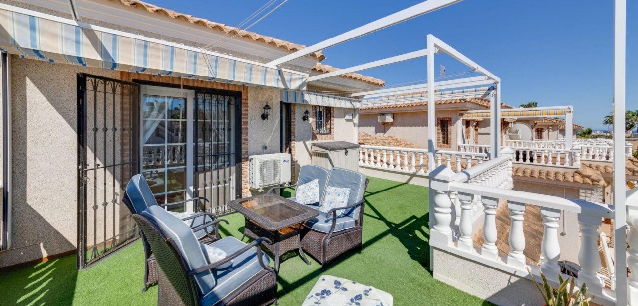 Sale - Bungalow -
Orihuela Costa - Montezenia